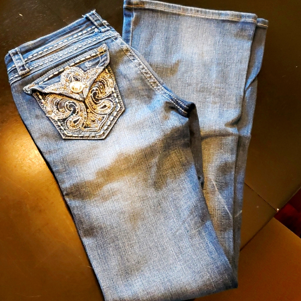 Grace in L.A. jeans. Adult size 26